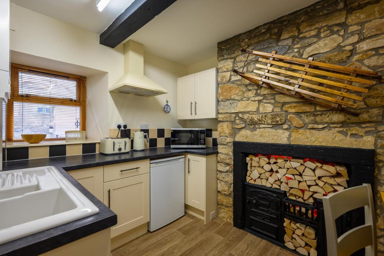 Anastasia'S Secret! Cupar Swiss Alpine Style Apartment Exterior foto